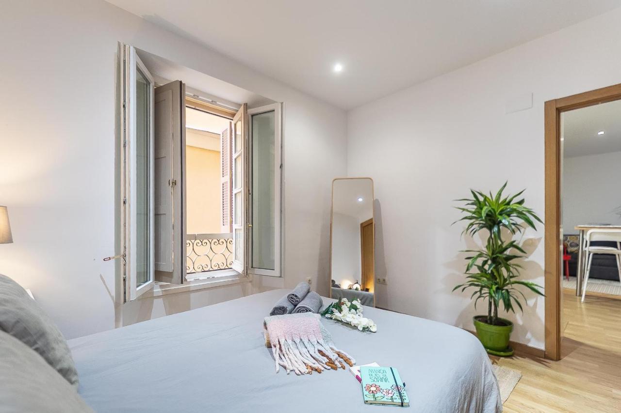 Central Malaga Apartment At Mitjana Plaza Exteriér fotografie