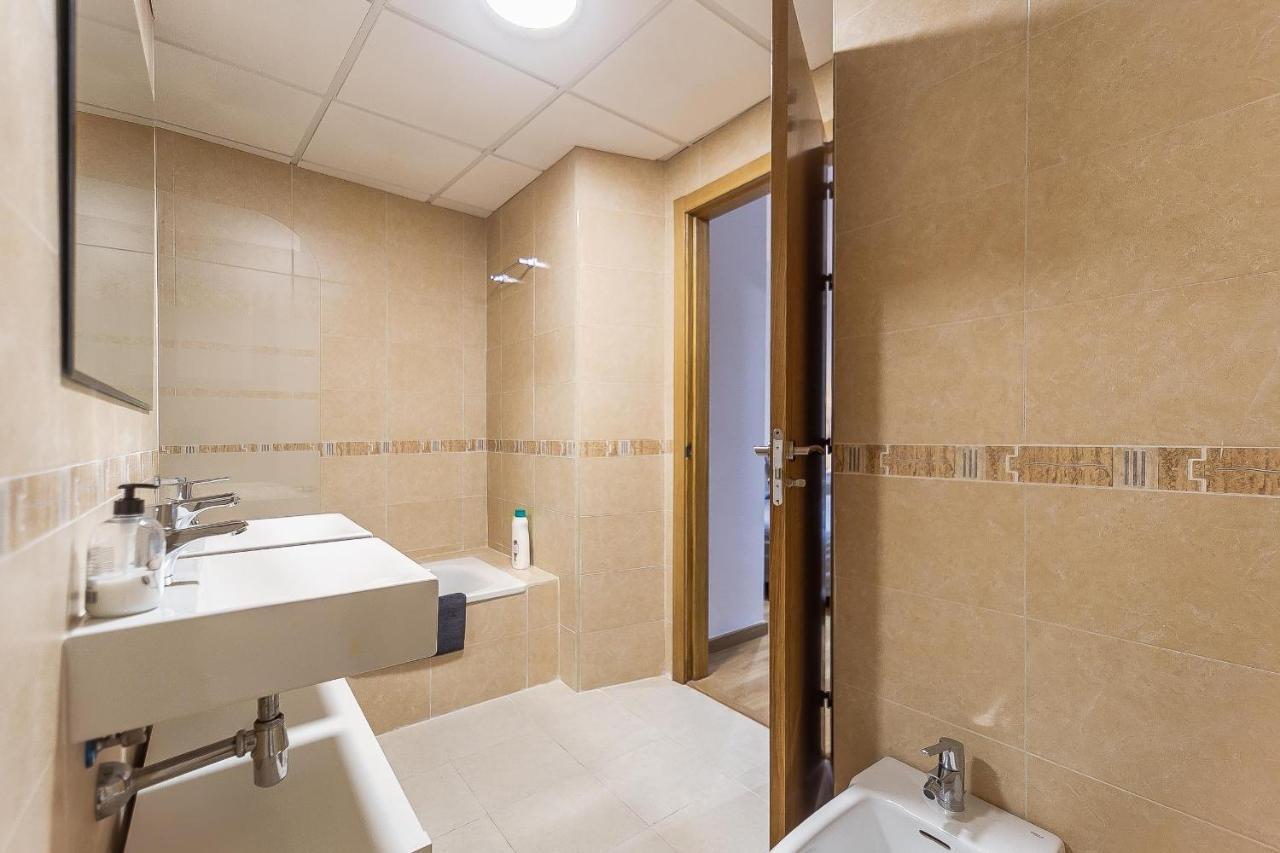 Central Malaga Apartment At Mitjana Plaza Exteriér fotografie
